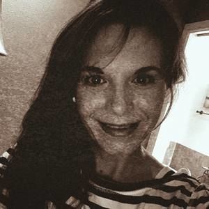 Meet your Posher, Alicia